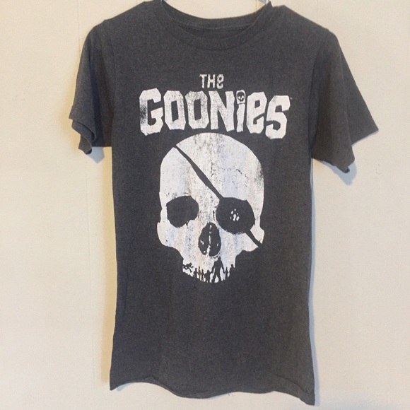 Goonies graphic tee Clearance